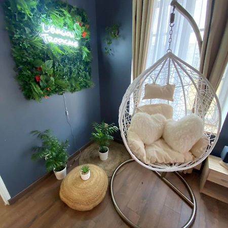 Evasion Tropicale - Studio Avec Spa, Cosy Et Renove Au Coeur De Soissons - 2 Pers 外观 照片