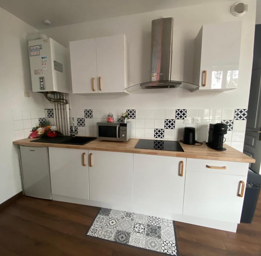 Evasion Tropicale - Studio Avec Spa, Cosy Et Renove Au Coeur De Soissons - 2 Pers 外观 照片